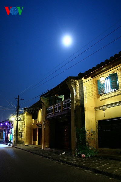 Hoi An en pleine lune - ảnh 13